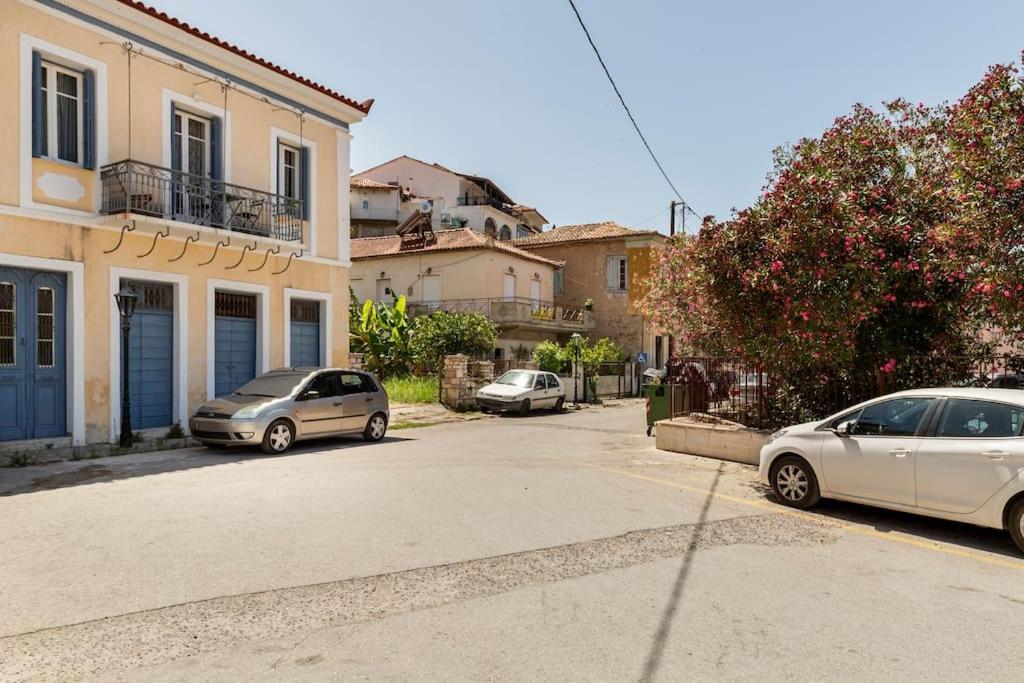 Traditional House At Koroni Near Beach Exterior photo
